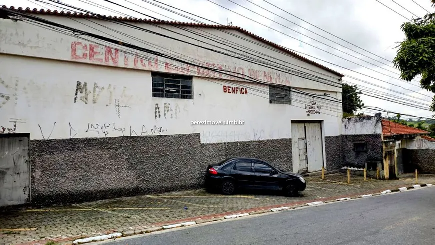 Foto 1 de Galpão/Depósito/Armazém à venda, 900m² em Centro, Poá