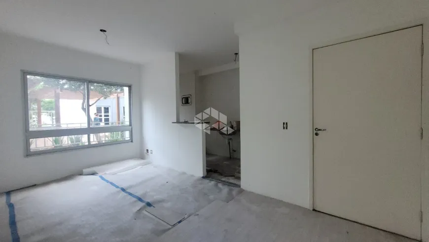 Foto 1 de Apartamento com 3 Quartos à venda, 63m² em Passo das Pedras, Porto Alegre