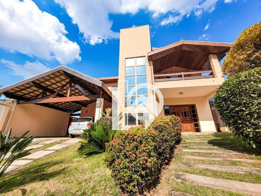 Foto 1 de Casa de Condomínio com 4 Quartos à venda, 340m² em Jardim Coleginho, Jacareí