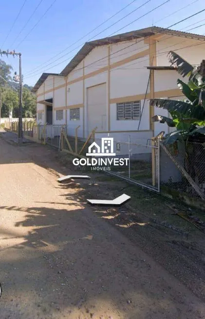 Foto 1 de Galpão/Depósito/Armazém à venda, 1200m² em Bateas, Brusque
