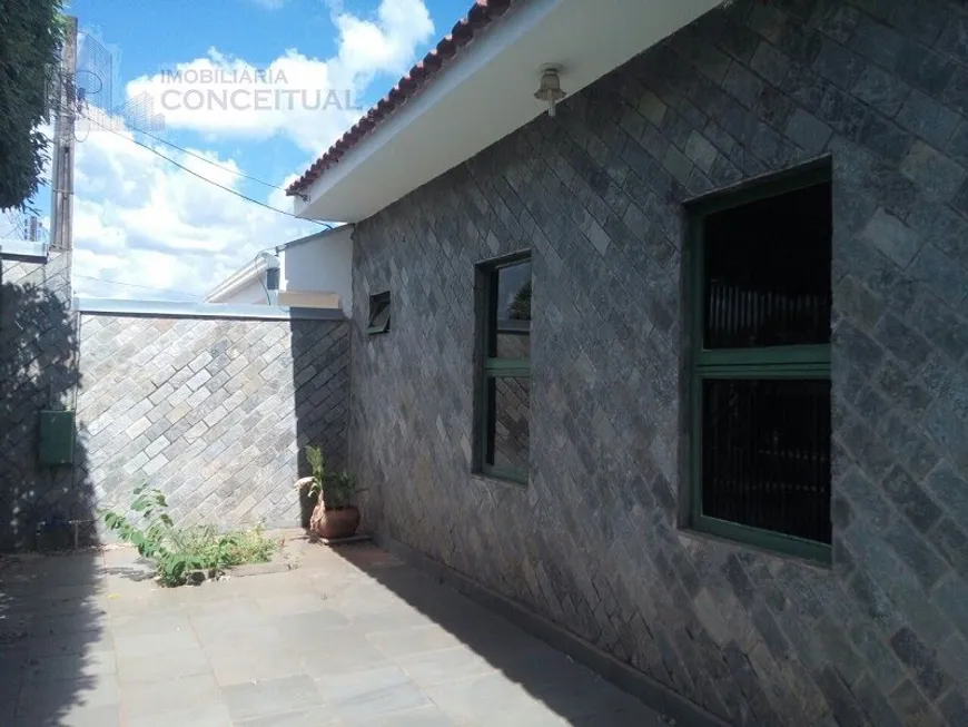 Foto 1 de Casa com 3 Quartos à venda, 135m² em Conjunto Habitacional Cristo Rei, São José do Rio Preto