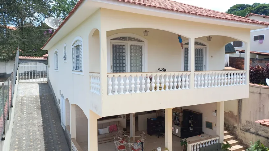 Foto 1 de Casa com 3 Quartos à venda, 200m² em Solar Dos Lagos, São Lourenço