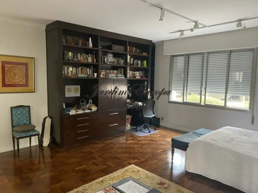 Foto 1 de Apartamento com 2 Quartos à venda, 451m² em Jardim Paulistano, São Paulo