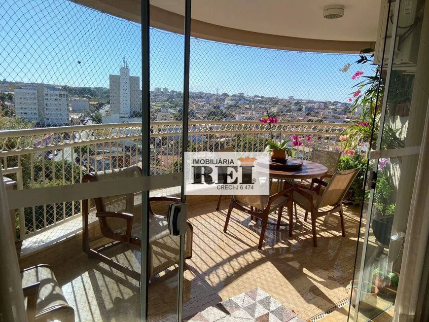 Foto 1 de Apartamento com 4 Quartos à venda, 290m² em Setor Central, Rio Verde
