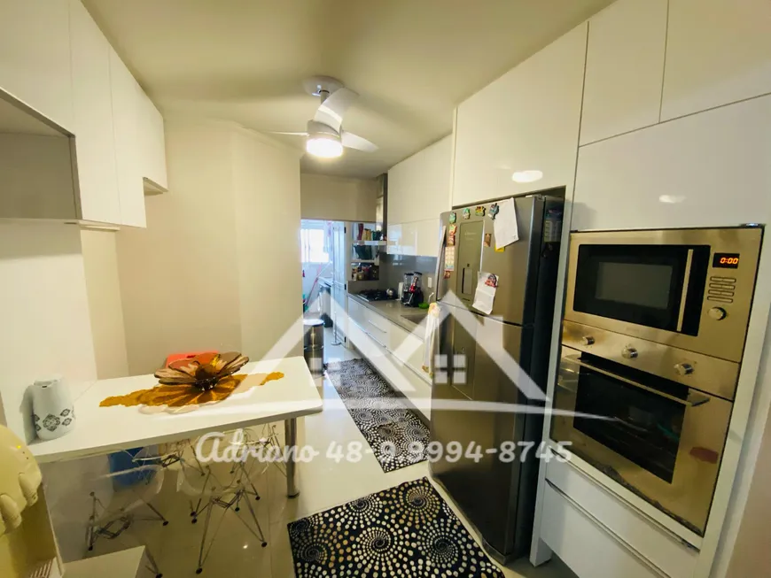 Foto 1 de Apartamento com 3 Quartos à venda, 114m² em Kobrasol, São José