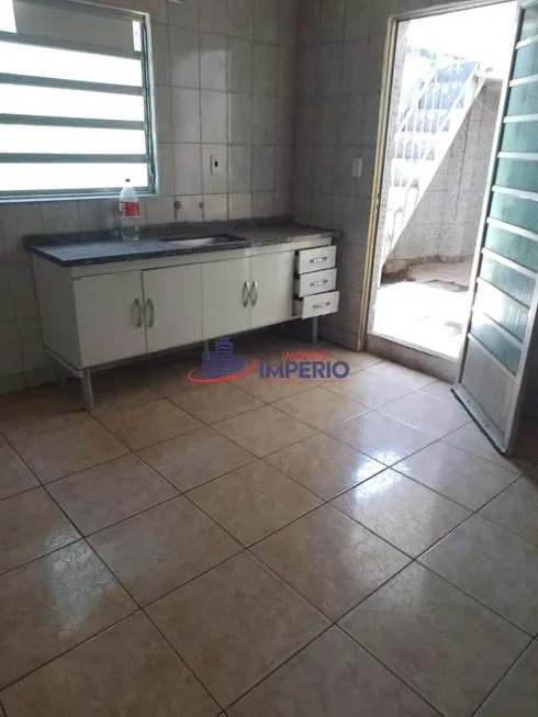 Foto 1 de Casa com 2 Quartos à venda, 100m² em Vila Barros, Guarulhos