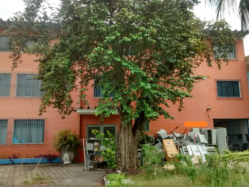 Foto 1 de Galpão/Depósito/Armazém para venda ou aluguel, 2000m² em Madureira, Rio de Janeiro