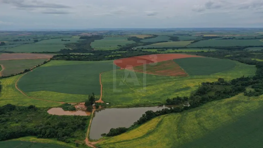 Foto 1 de Fazenda/Sítio à venda, 1300000m² em Zona Rural, Perdizes