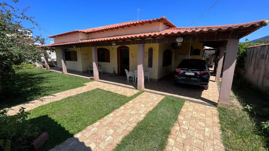 Foto 1 de Casa com 4 Quartos à venda, 250m² em Jaconé, Saquarema