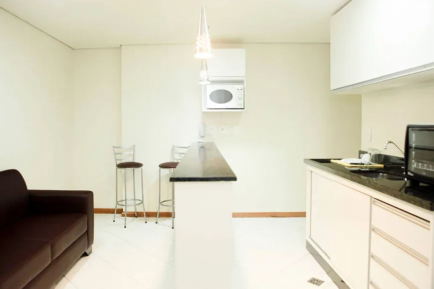 Foto 1 de Apartamento com 1 Quarto para alugar, 25m² em Setor Sudoeste, Brasília