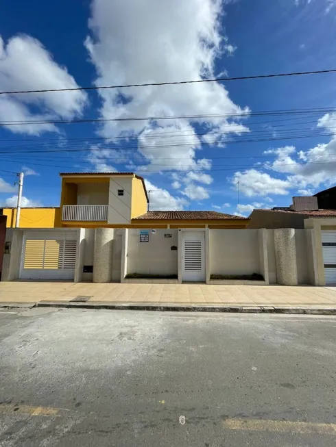 Foto 1 de Casa com 4 Quartos à venda, 365m² em Centro, Nossa Senhora das Dores