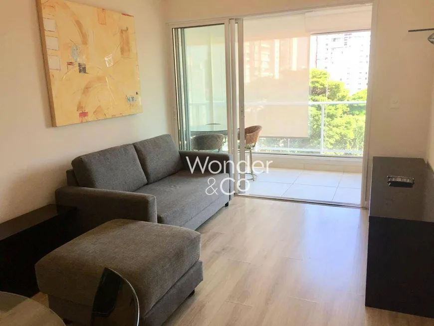 Foto 1 de Apartamento com 1 Quarto para alugar, 49m² em Campo Belo, São Paulo