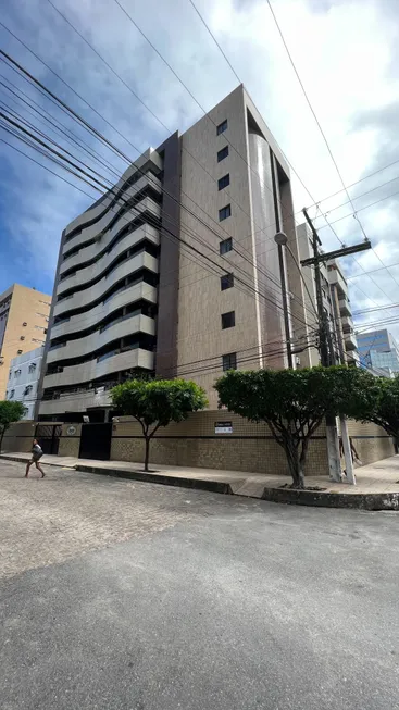 Foto 1 de Apartamento com 3 Quartos para alugar, 160m² em Ponta Verde, Maceió