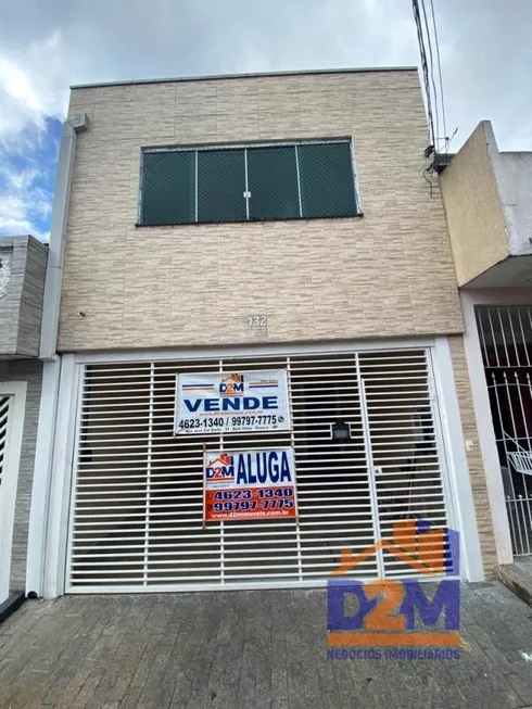 Foto 1 de Sobrado com 3 Quartos à venda, 200m² em Metalúrgicos, Osasco