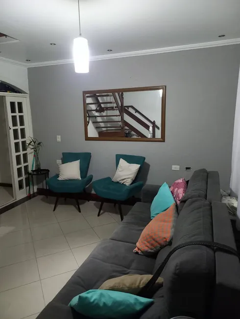 Foto 1 de Sobrado com 3 Quartos à venda, 198m² em Jaguaribe, Osasco