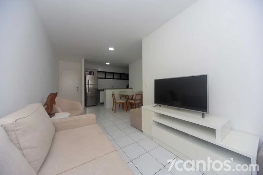 Foto 1 de Apartamento com 2 Quartos para alugar, 50m² em Meireles, Fortaleza