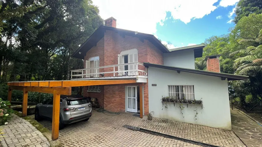 Foto 1 de Casa com 3 Quartos à venda, 200m² em Ipê Amarelo, Gramado