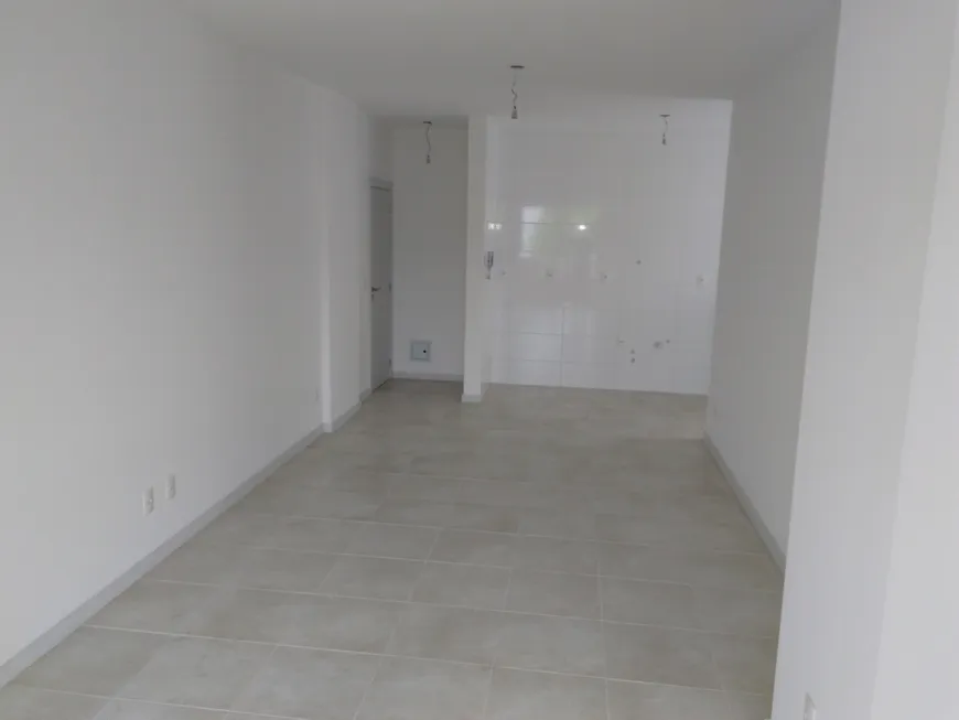 Foto 1 de Apartamento com 3 Quartos à venda, 84m² em Capoeiras, Florianópolis