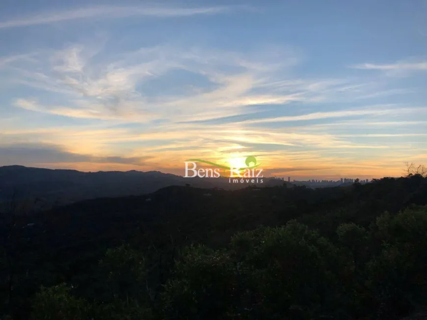 Foto 1 de Lote/Terreno à venda, 6250m² em Jardins de Petropolis, Nova Lima