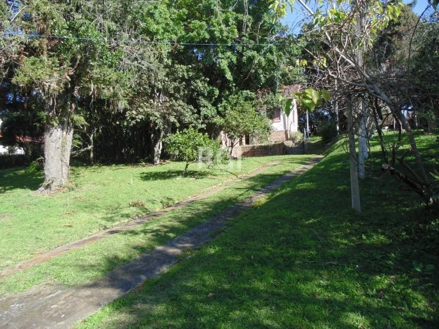 Foto 1 de Lote/Terreno à venda, 2001m² em Teresópolis, Porto Alegre