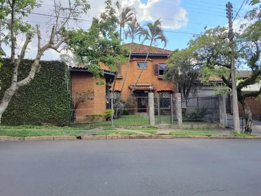 Foto 1 de Sobrado com 4 Quartos à venda, 341m² em Zona Rural, São Carlos