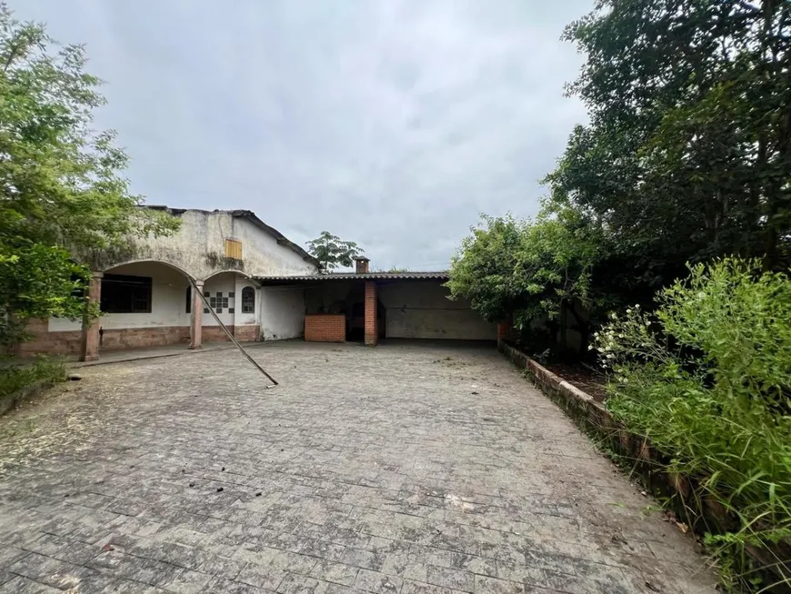Foto 1 de Casa com 2 Quartos à venda, 120m² em Sabaúna, Itanhaém
