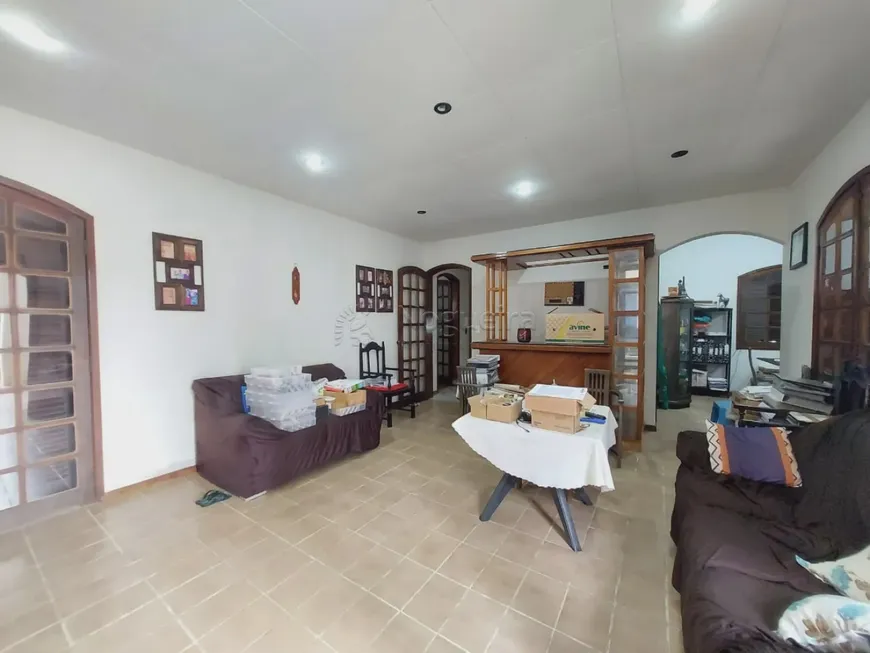 Foto 1 de Casa com 4 Quartos à venda, 451m² em Barro, Recife