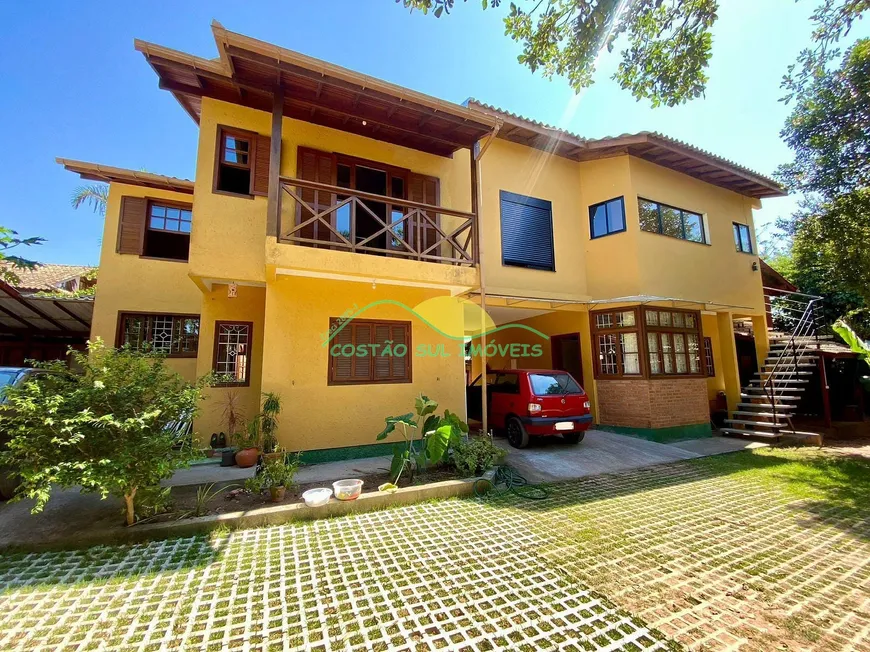 Foto 1 de Casa com 7 Quartos à venda, 220m² em Campeche, Florianópolis