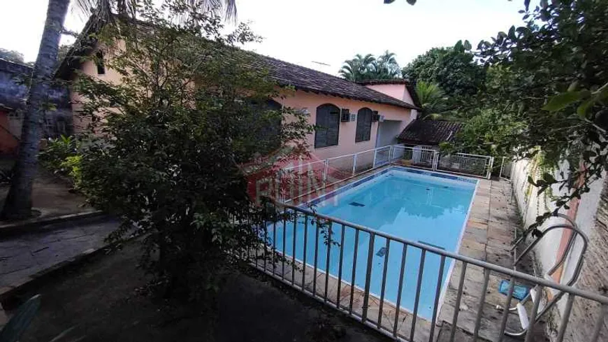 Foto 1 de Casa com 4 Quartos à venda, 250m² em Pendotiba, Niterói