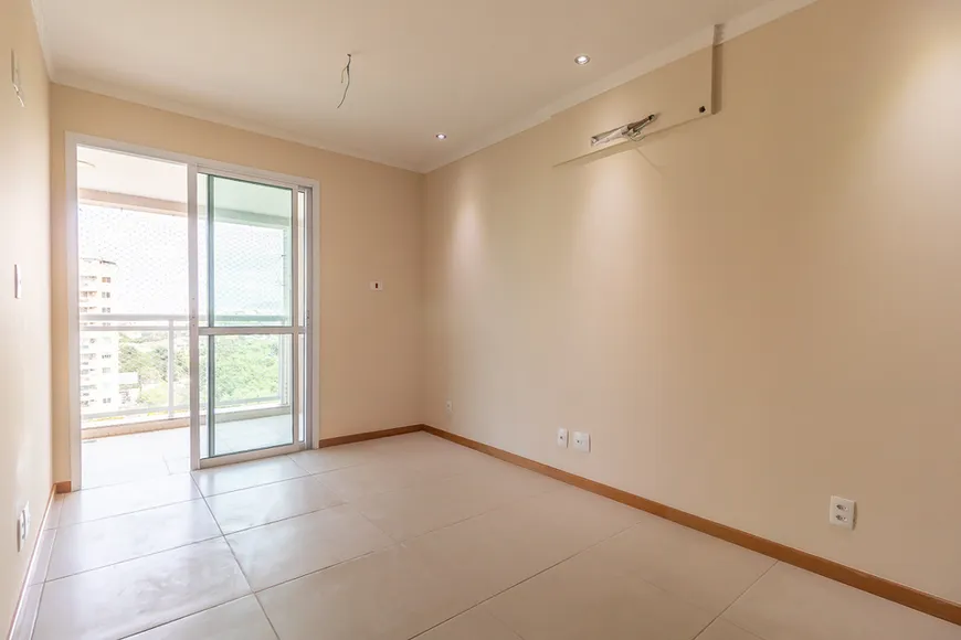 Foto 1 de Apartamento com 3 Quartos à venda, 83m² em Recreio Dos Bandeirantes, Rio de Janeiro