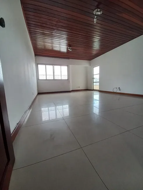 Foto 1 de Apartamento com 4 Quartos para venda ou aluguel, 131m² em Itaigara, Salvador