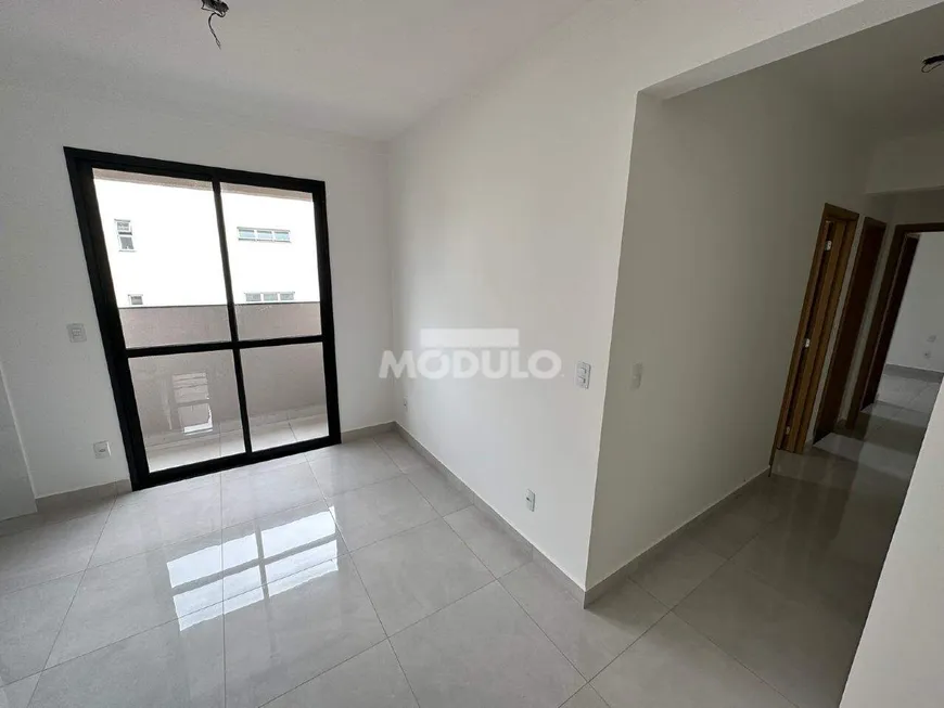 Foto 1 de Apartamento com 2 Quartos à venda, 65m² em Santa Mônica, Uberlândia