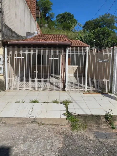 Foto 1 de Casa com 3 Quartos à venda, 80m² em Califórnia da Barra, Barra do Piraí