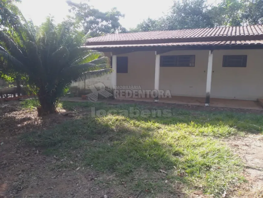 Foto 1 de Fazenda/Sítio com 1 Quarto à venda, 60m² em Estancia Parque Azul Zona Rural, São José do Rio Preto