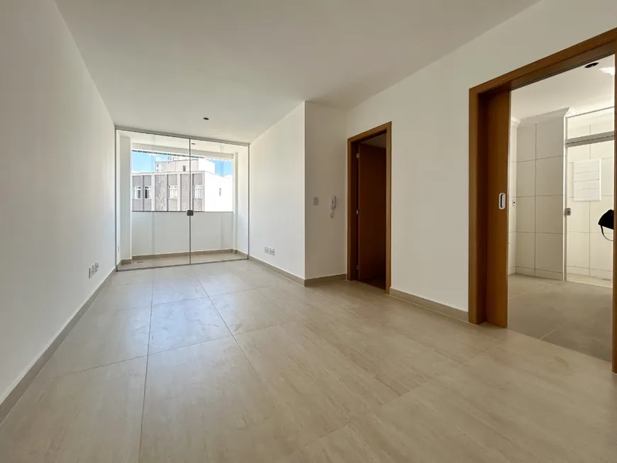 Foto 1 de Apartamento com 3 Quartos à venda, 80m² em Nova Suíssa, Belo Horizonte