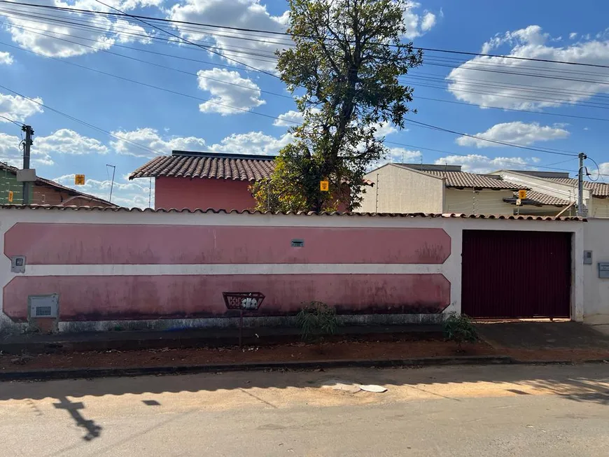 Foto 1 de Casa com 3 Quartos à venda, 70m² em Parque Industrial Santo Antonio, Aparecida de Goiânia