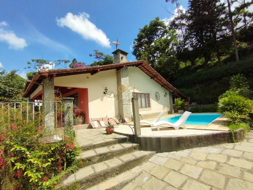 Foto 1 de Casa com 3 Quartos à venda, 124m² em Ermitage, Teresópolis