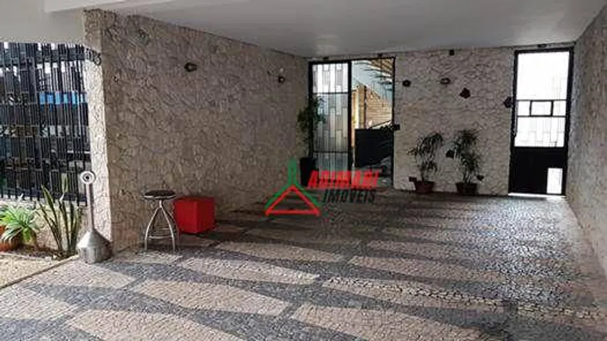 Foto 1 de Sobrado com 8 Quartos para venda ou aluguel, 400m² em Vila Mariana, São Paulo