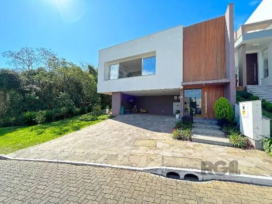 Foto 1 de Casa de Condomínio com 3 Quartos à venda, 250m² em Lagos de Nova Ipanema, Porto Alegre