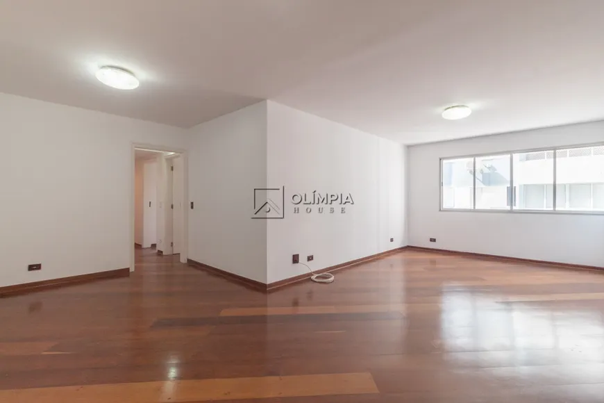 Foto 1 de Apartamento com 3 Quartos para alugar, 150m² em Jardim Paulista, São Paulo