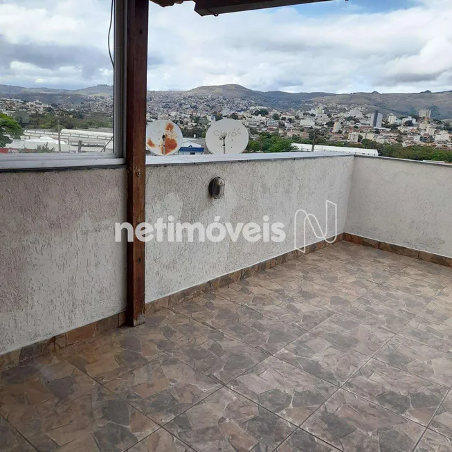 Foto 1 de Casa com 3 Quartos à venda, 200m² em Horto, Belo Horizonte