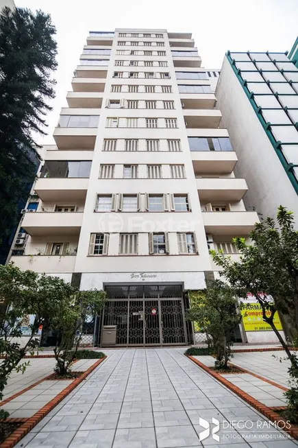 Foto 1 de Apartamento com 4 Quartos à venda, 144m² em Centro Histórico, Porto Alegre