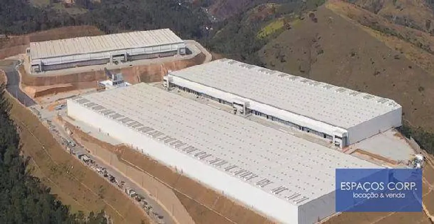 Foto 1 de Galpão/Depósito/Armazém para alugar, 6700m² em Empresarial Paoletti Jordanesia, Cajamar