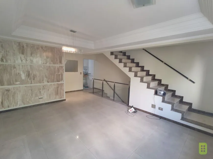 Foto 1 de Casa de Condomínio com 3 Quartos à venda, 140m² em Vila Eldizia, Santo André