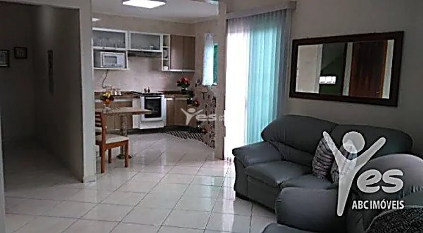 Foto 1 de Casa com 2 Quartos à venda, 116m² em Vila Curuçá, Santo André