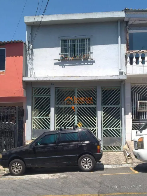 Foto 1 de Sobrado com 4 Quartos à venda, 180m² em Jardim Cumbica, Guarulhos