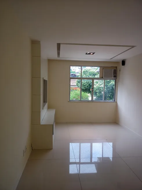 Foto 1 de Apartamento com 3 Quartos para alugar, 98m² em Jardim Carioca, Rio de Janeiro