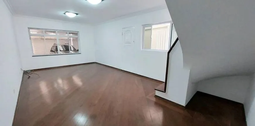 Foto 1 de Sobrado com 4 Quartos à venda, 143m² em Vila Fiat Lux, São Paulo