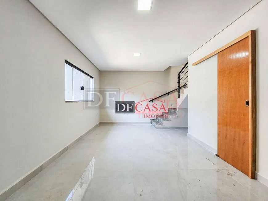 Foto 1 de Sobrado com 3 Quartos à venda, 92m² em Vila Carrão, São Paulo