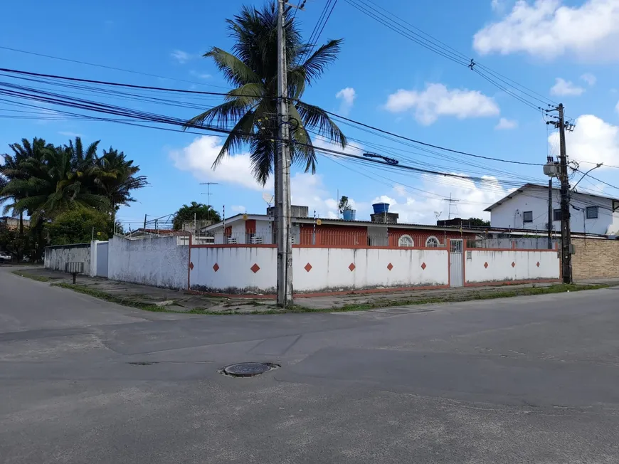 Foto 1 de Casa com 5 Quartos à venda, 500m² em Cordeiro, Recife